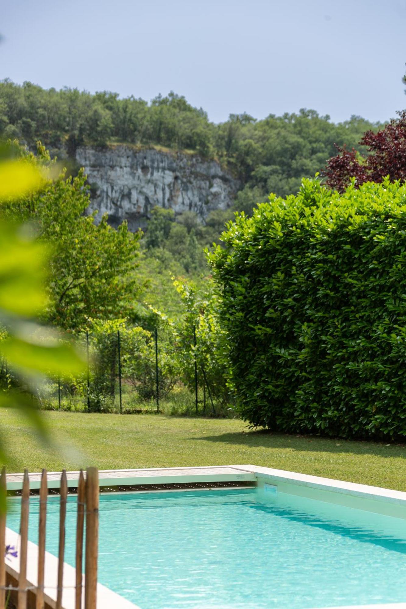 Le Moulin De La Maison Des Templiers Villa Saint-Cernin-de-Larche Esterno foto