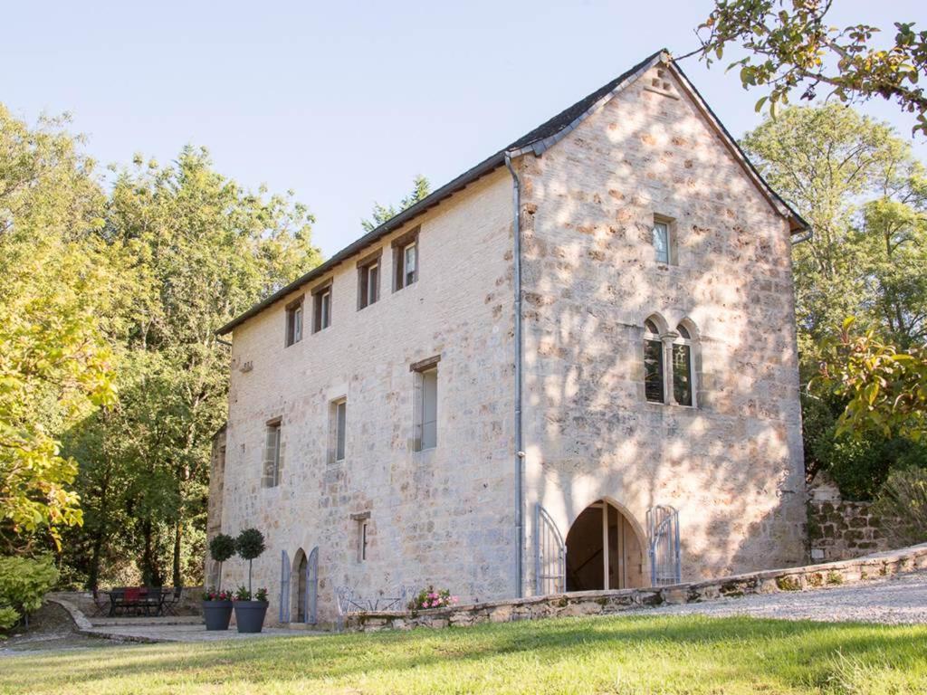 Le Moulin De La Maison Des Templiers Villa Saint-Cernin-de-Larche Esterno foto